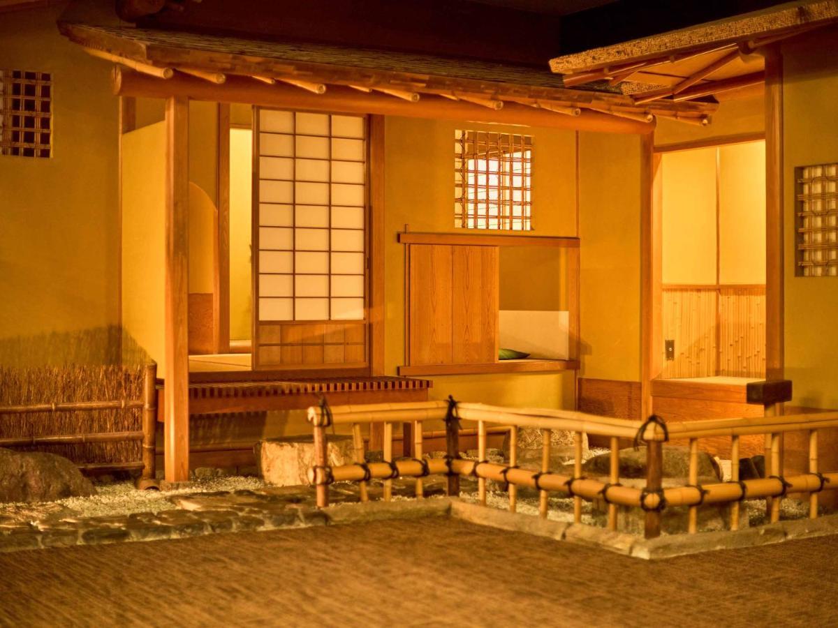 Hotel Ooedo Onsen Monogatari Yamashiro Saichoraku Kaga  Esterno foto