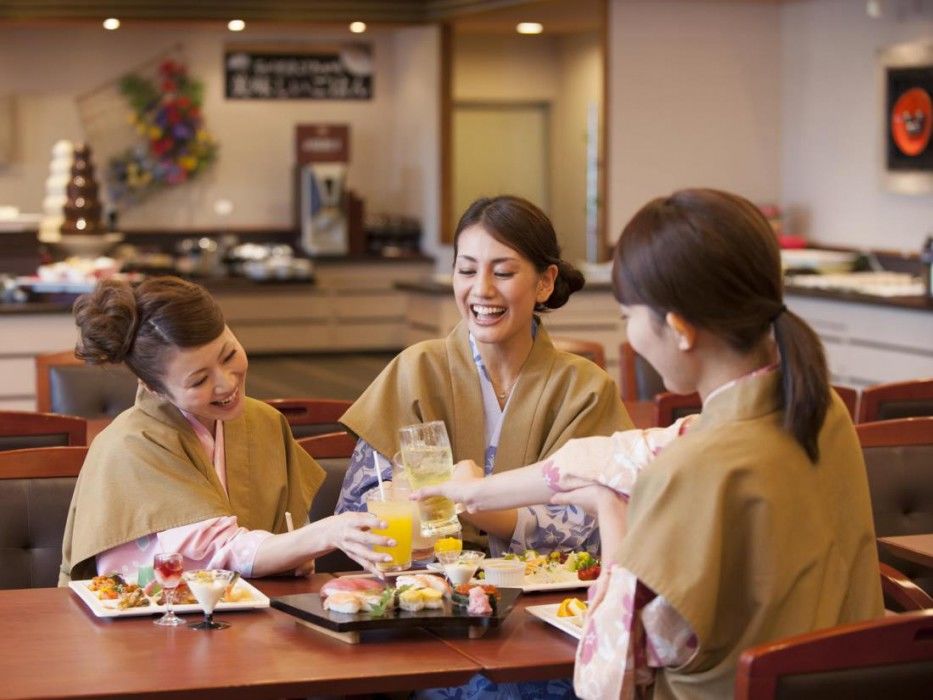 Hotel Ooedo Onsen Monogatari Yamashiro Saichoraku Kaga  Esterno foto